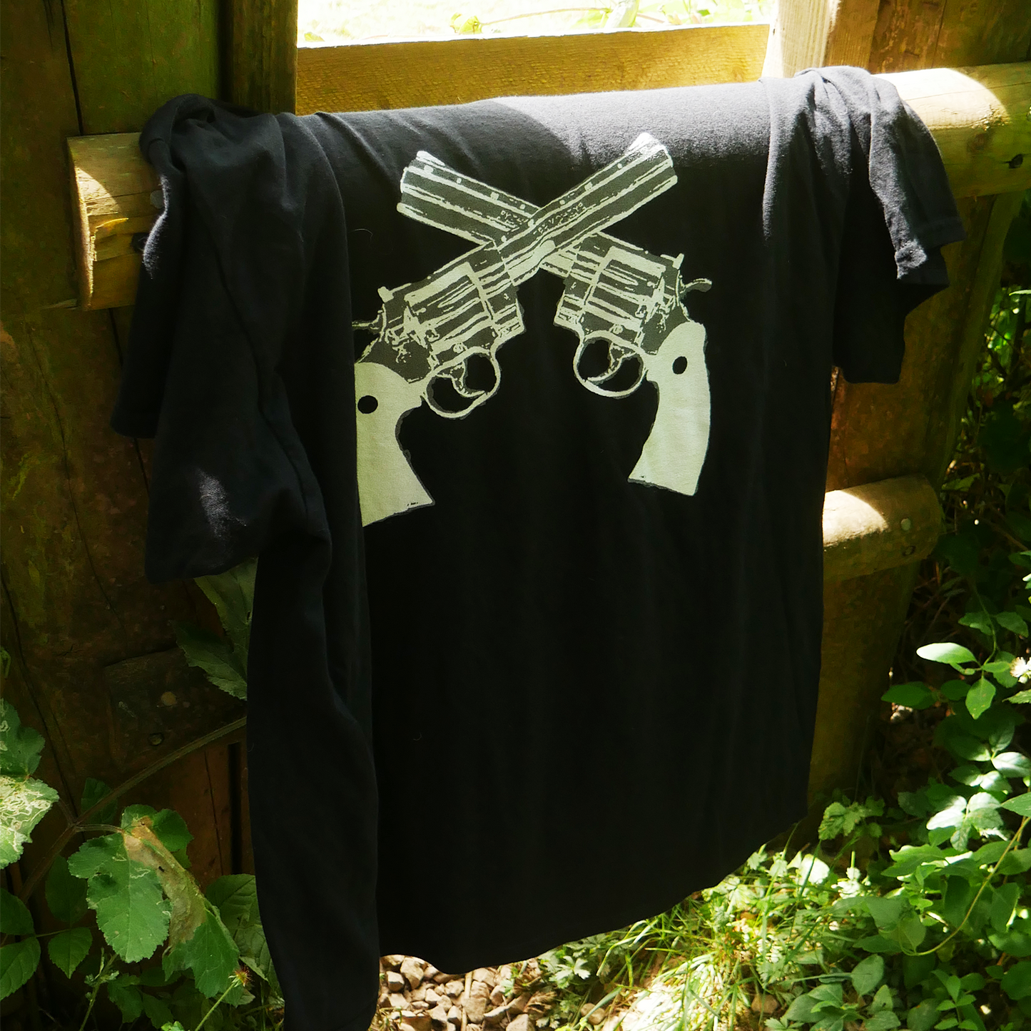 Rick Grimes Gun + Name T-Shirt - Rick Grimes TWD
